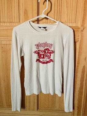 Playboy Vintage Women's Long-Sleeve Crewneck   Large 🐰 🛍️